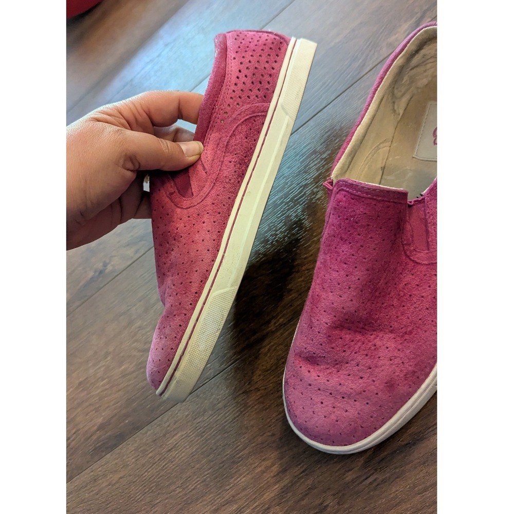 UGG Jass Magenta Pink Perforated Suede Slip On Sneakers Shoes 1011250 Womens 8.5 - Picture 7 of 8